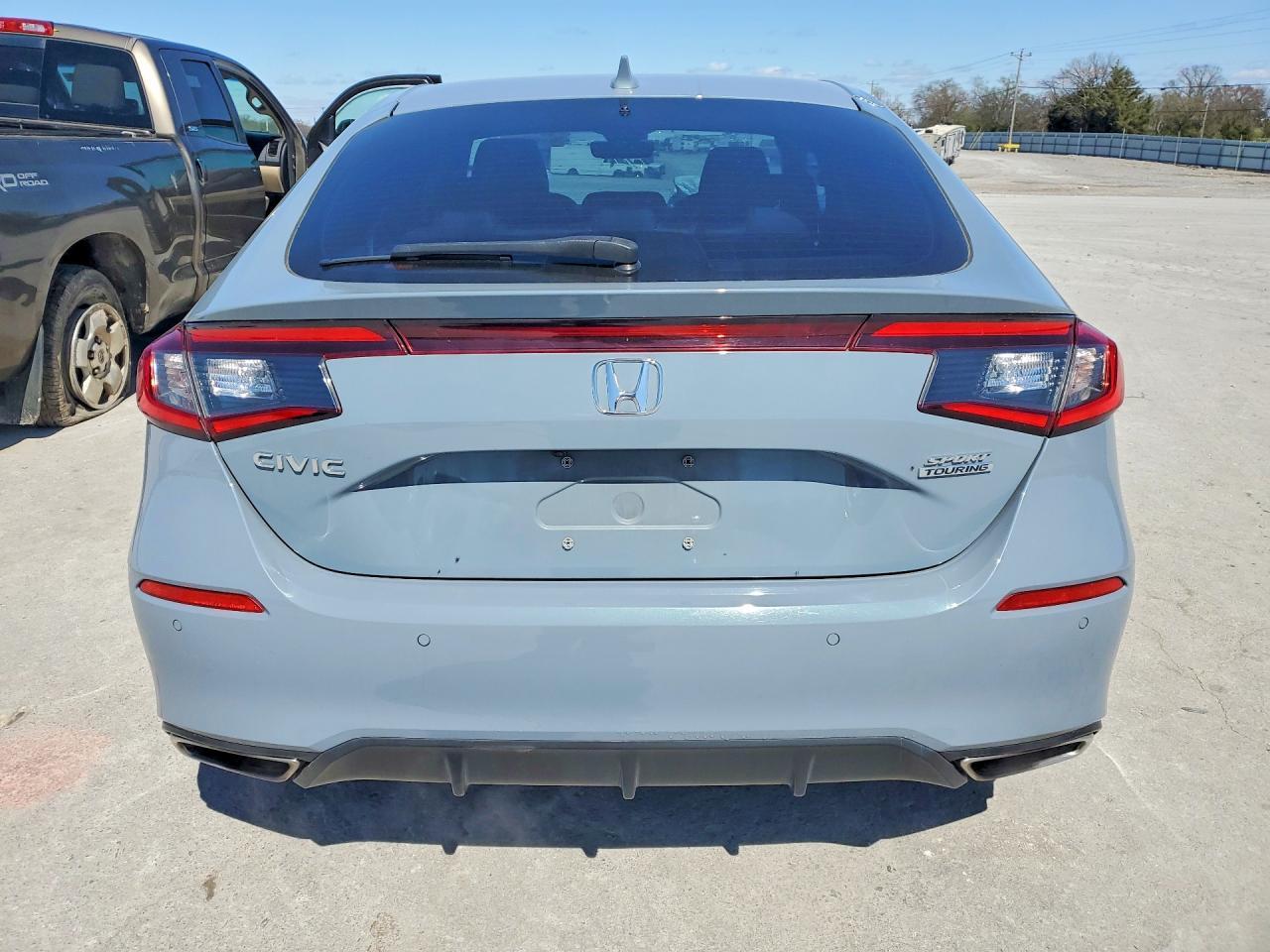 2022 Honda Civic Sport Touring - Фото 6