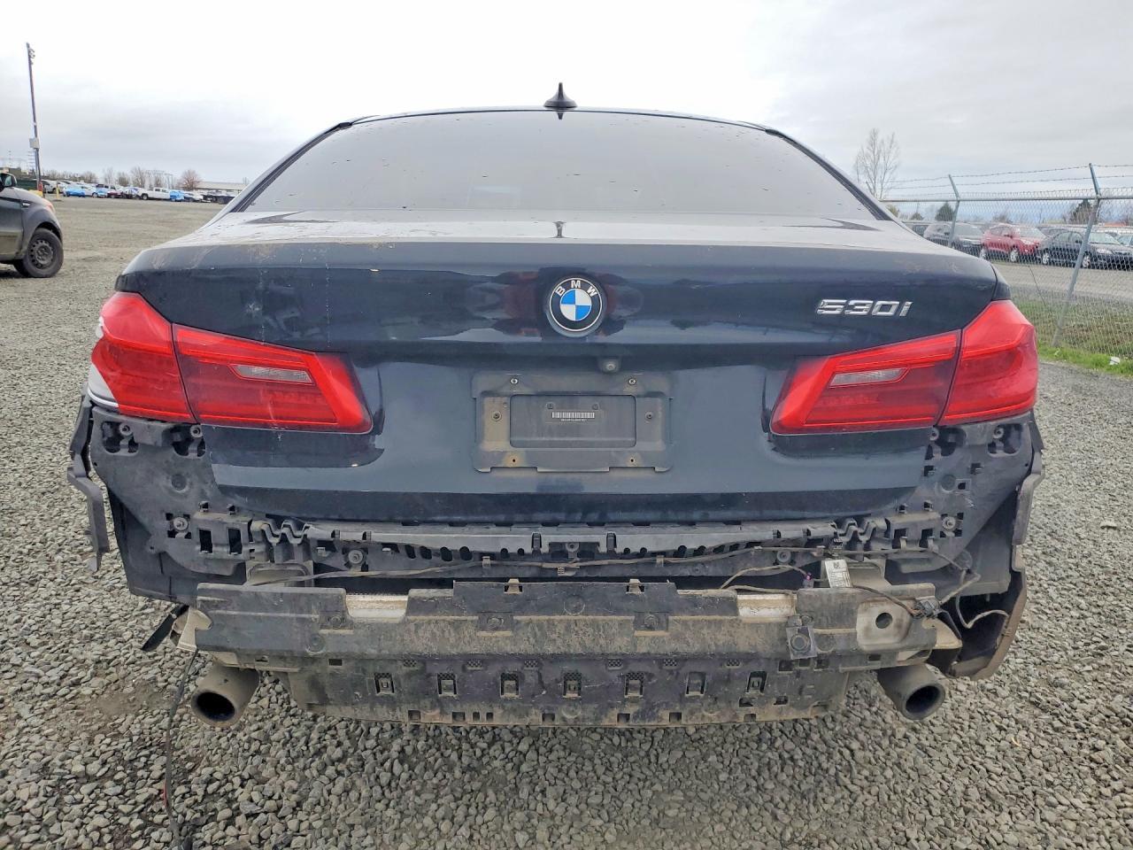 2018 BMW 530 I - Фото 6