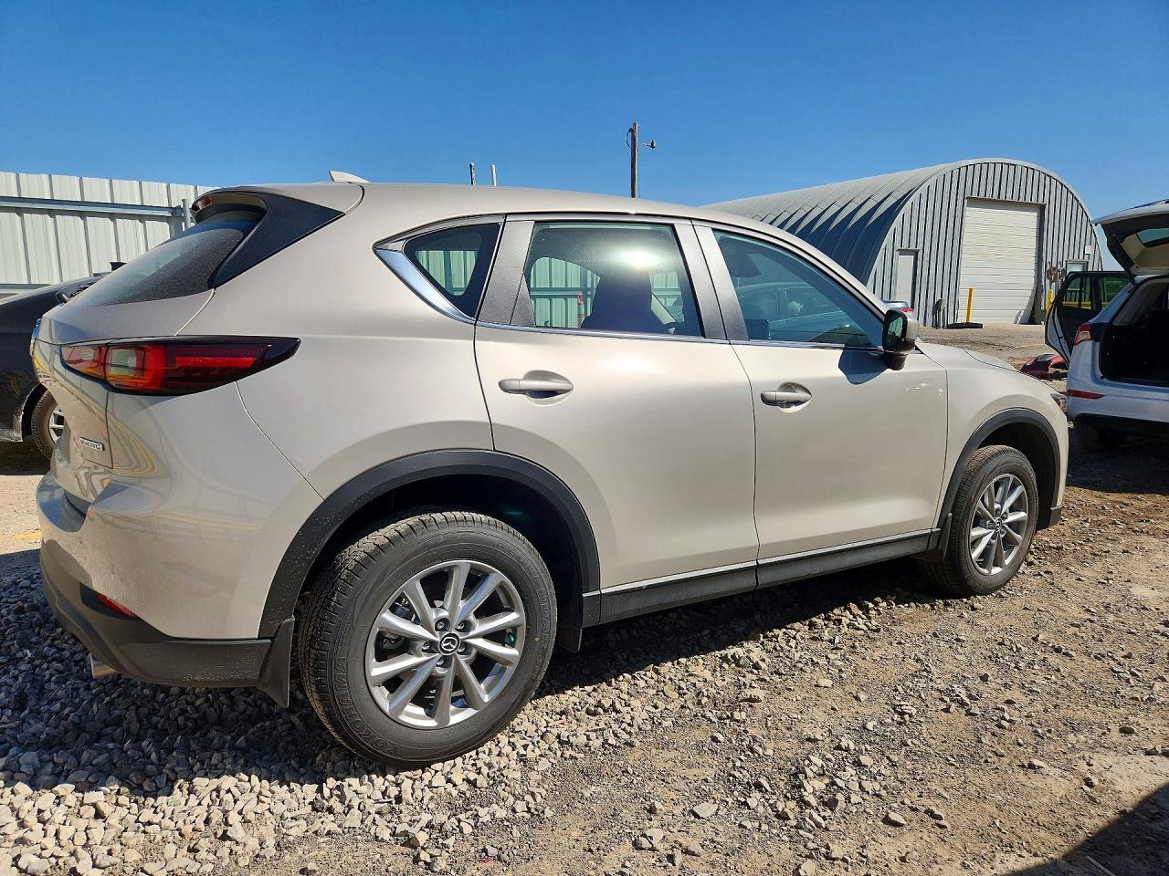 2025 Mazda Cx-5 - Image 3