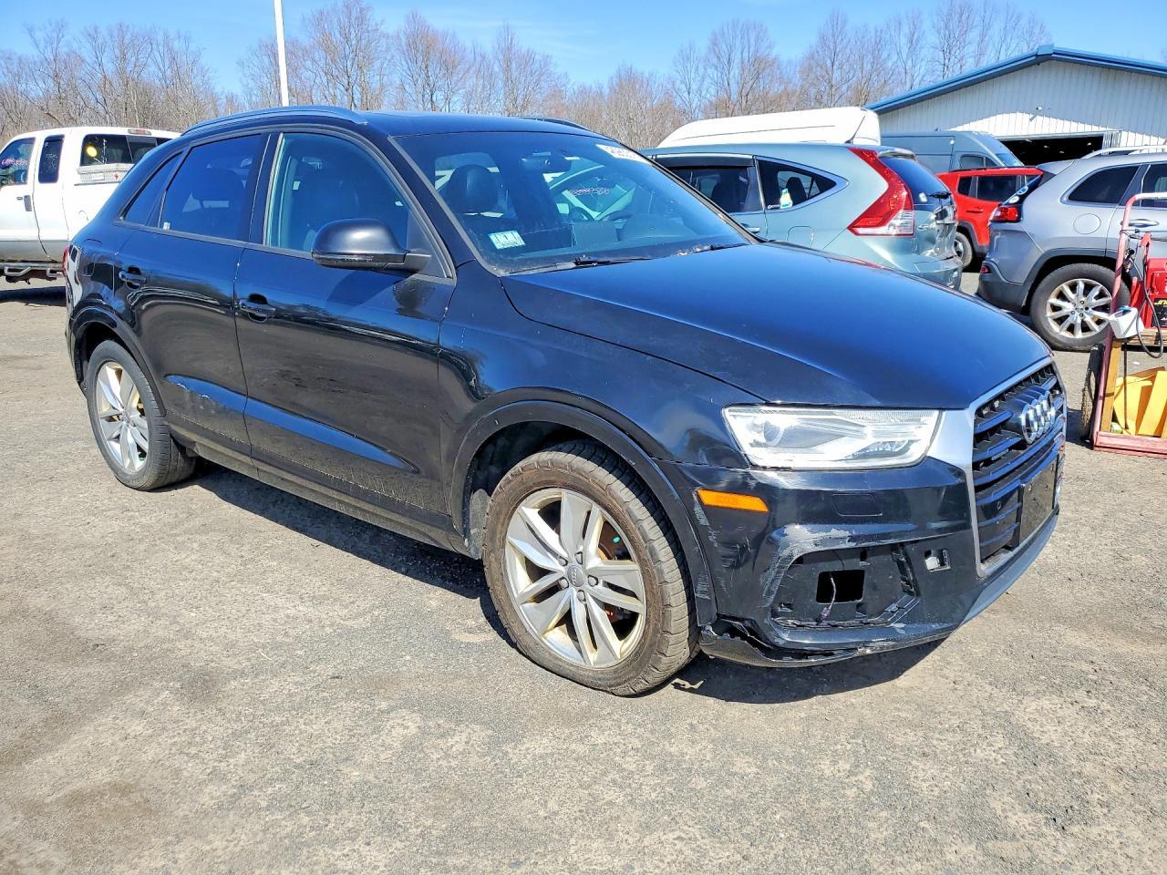 2017 Audi Q3 Premium - Image 4