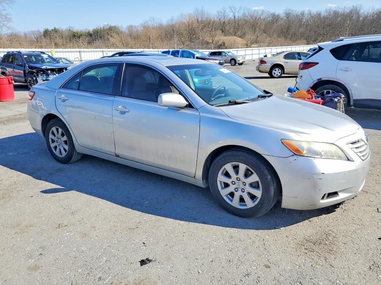 2009 Toyota Camry Xle - Image 4