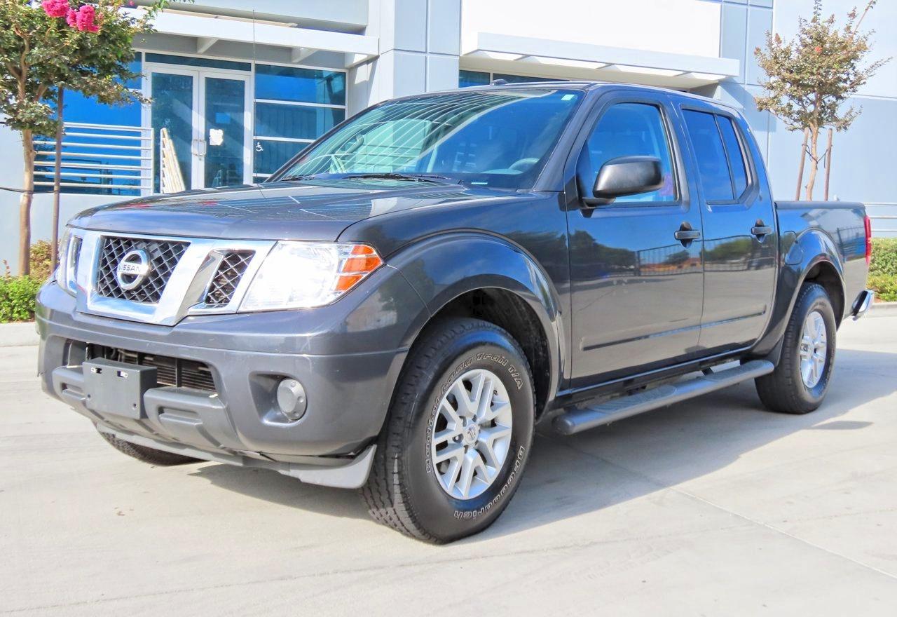 2015 Nissan Frontier Sv - Image 2