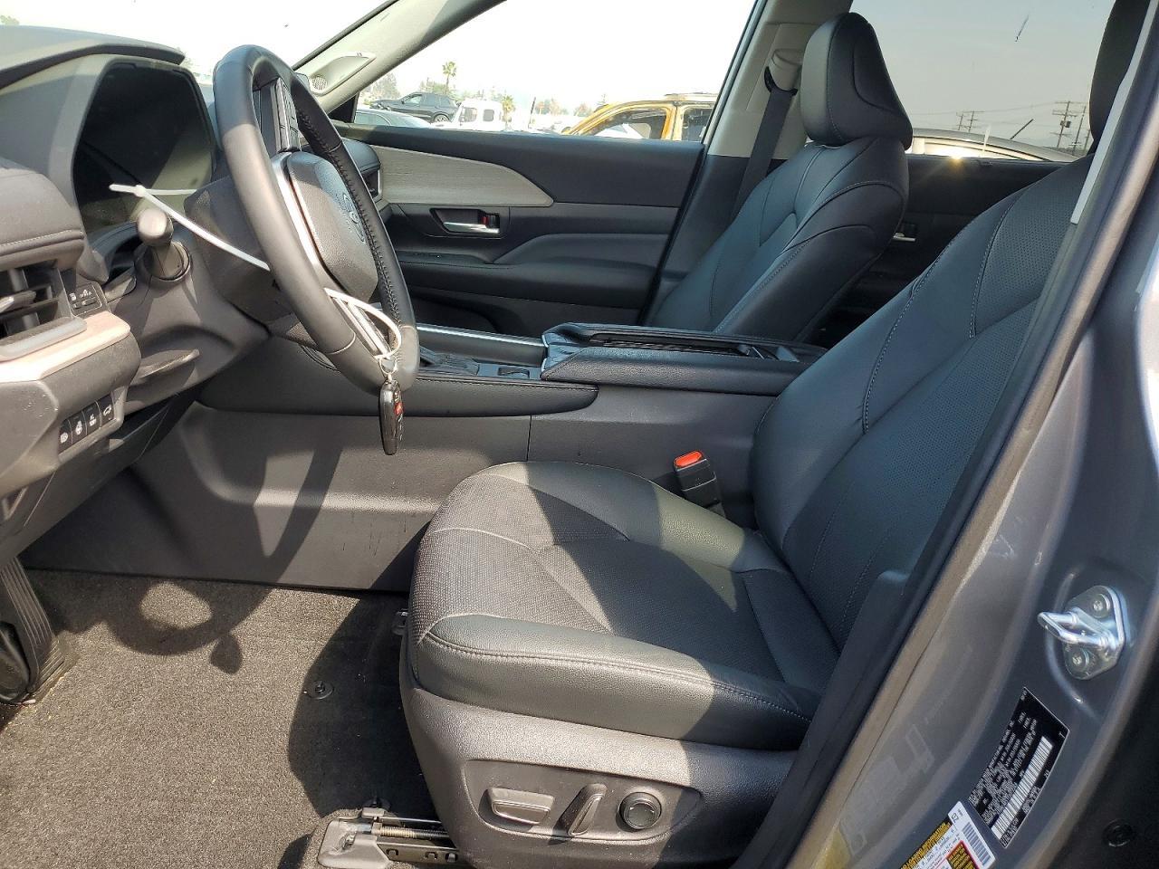 2026 Toyota Grand Highlander Hybrid Limited - Image 7