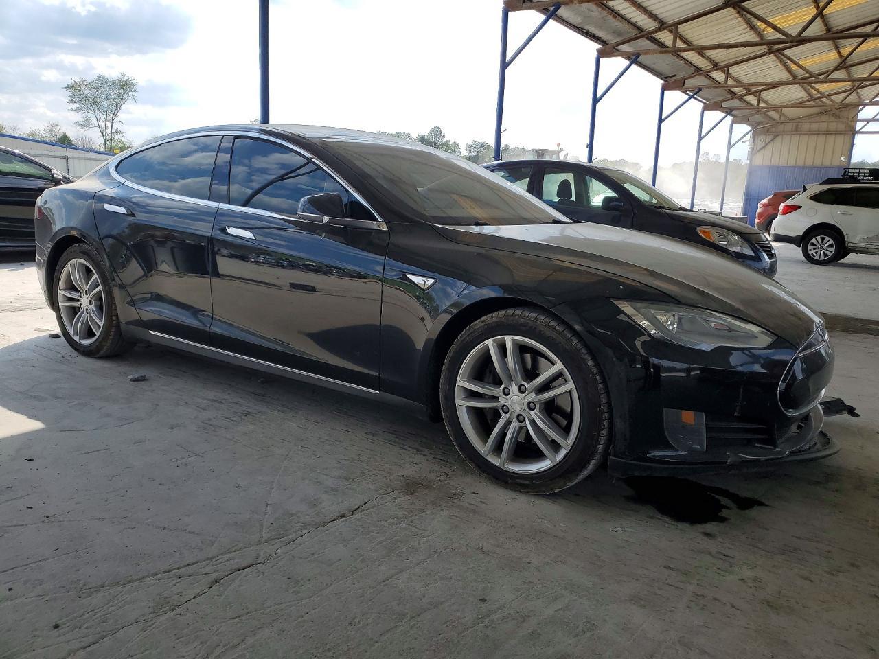 2013 Tesla Model S - Image 4