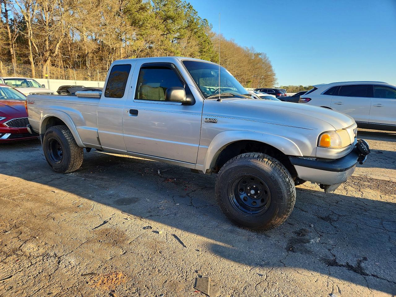 2004 Mazda B3000 Cab Plus - Фото 4