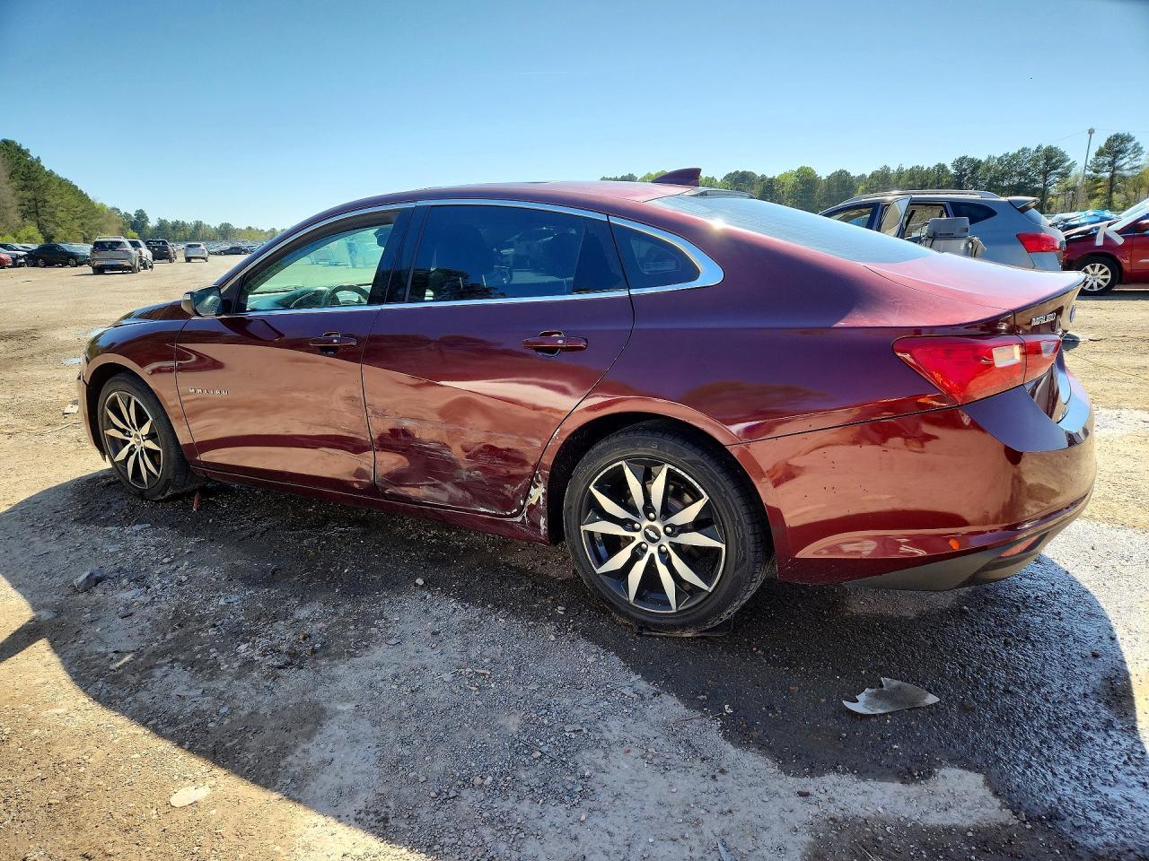2016 Chevrolet Malibu Lt - Image 2