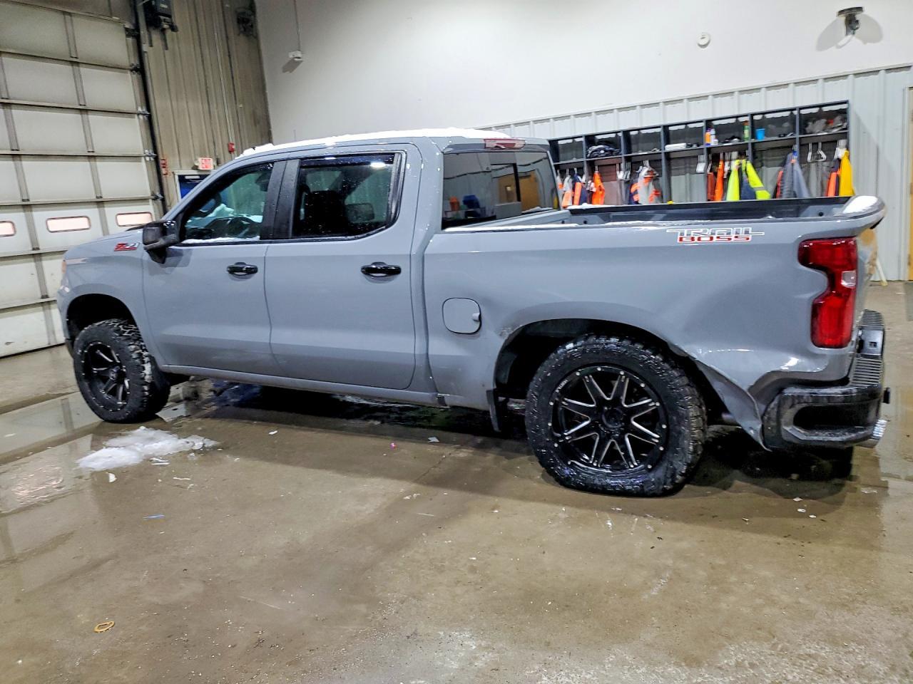 2024 Chevrolet Silverado K1500 Lt Trail Boss - Фото 2