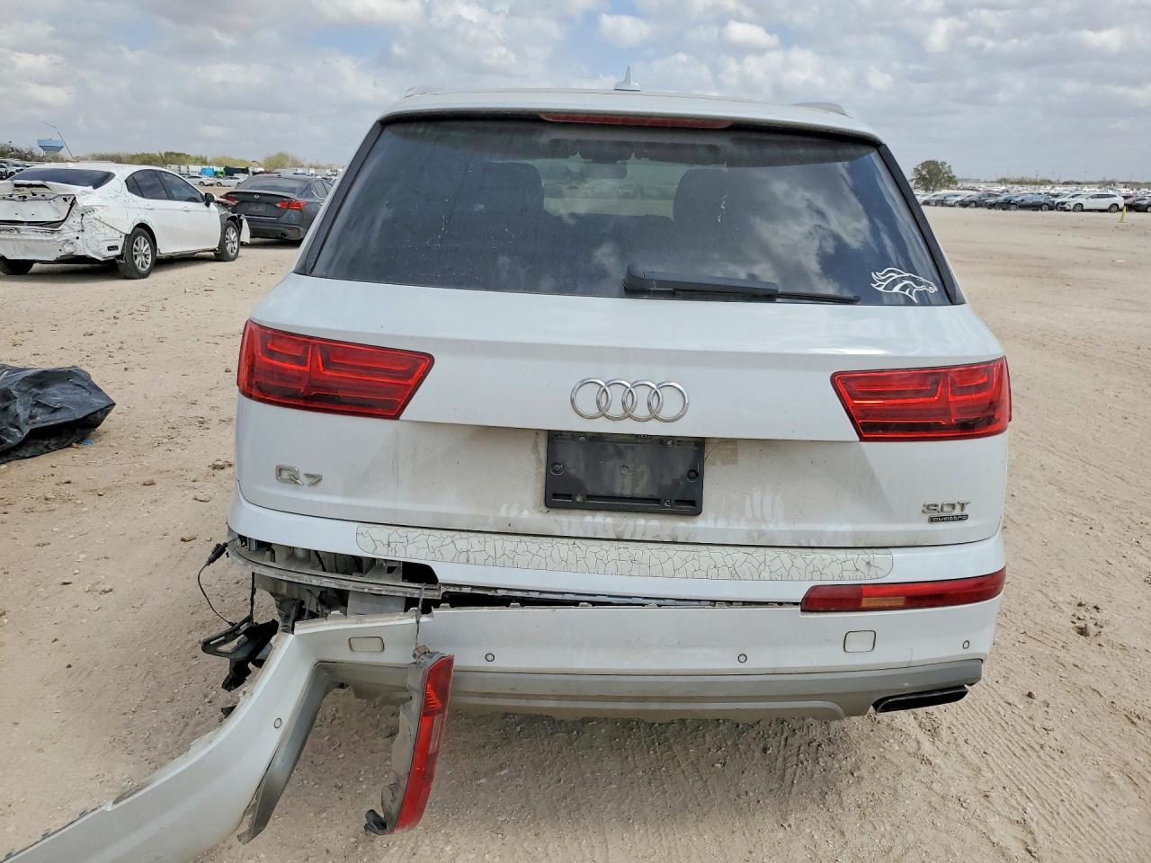 2017 Audi Q7 Premium Plus - Фото 6