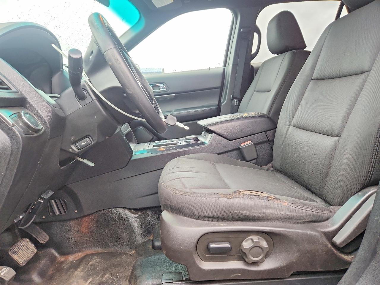 2017 Ford Explorer Police Interceptor - Image 7