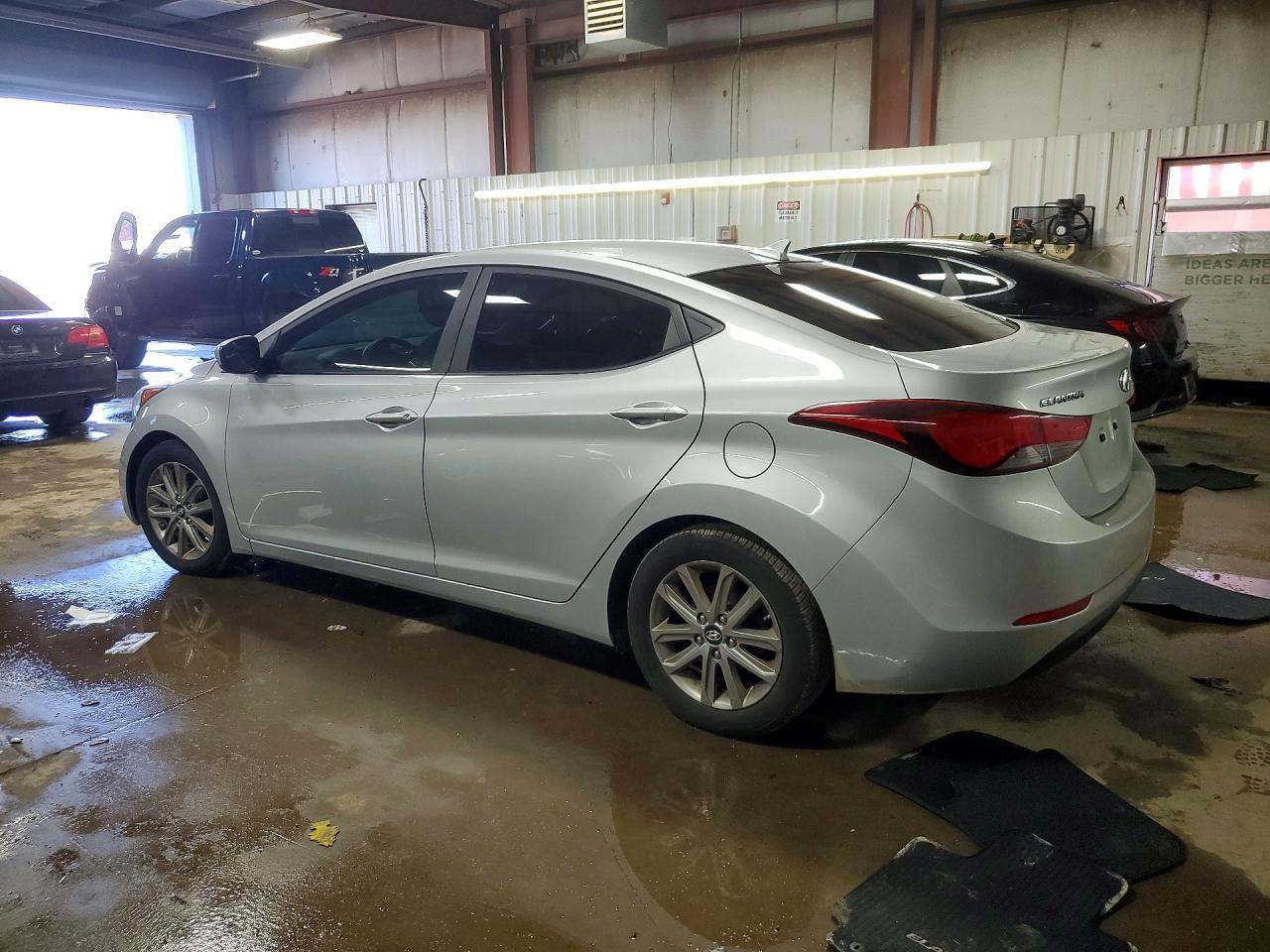 2014 Hyundai Elantra Se - Фото 2