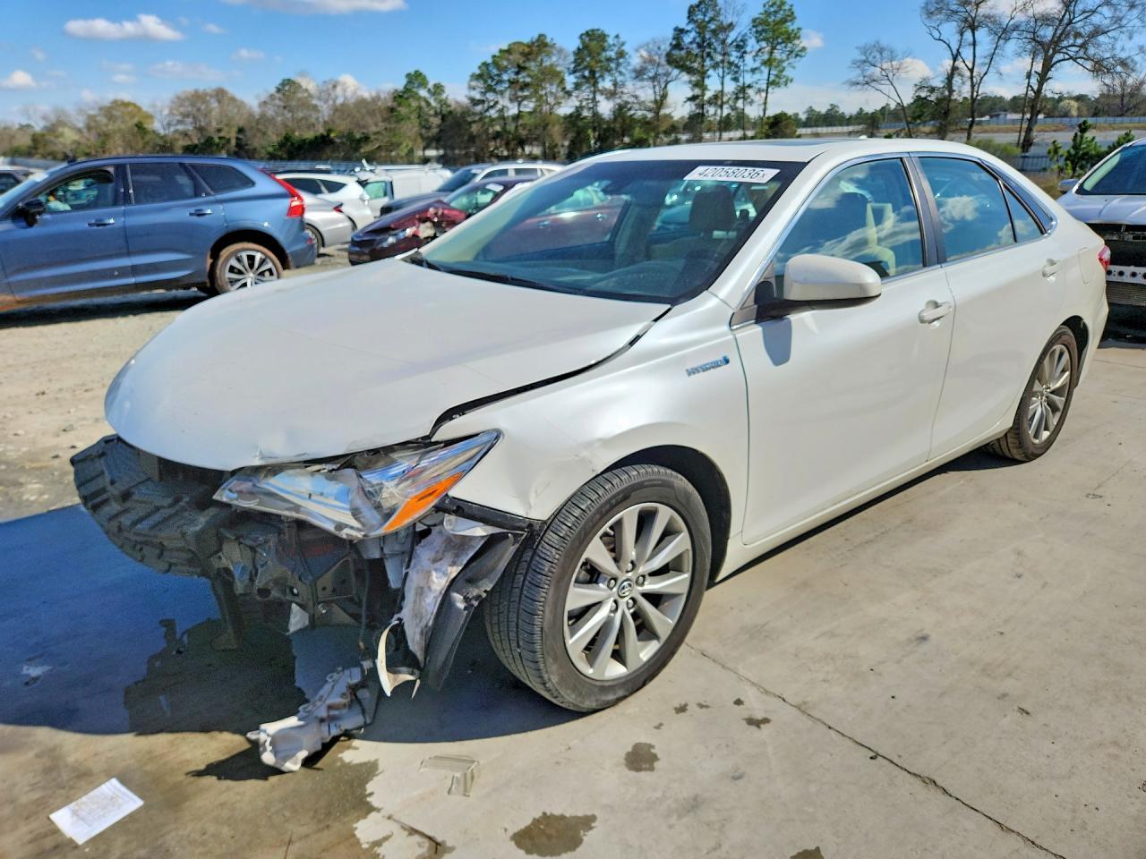 2016 Toyota Camry Hybrid Xle
