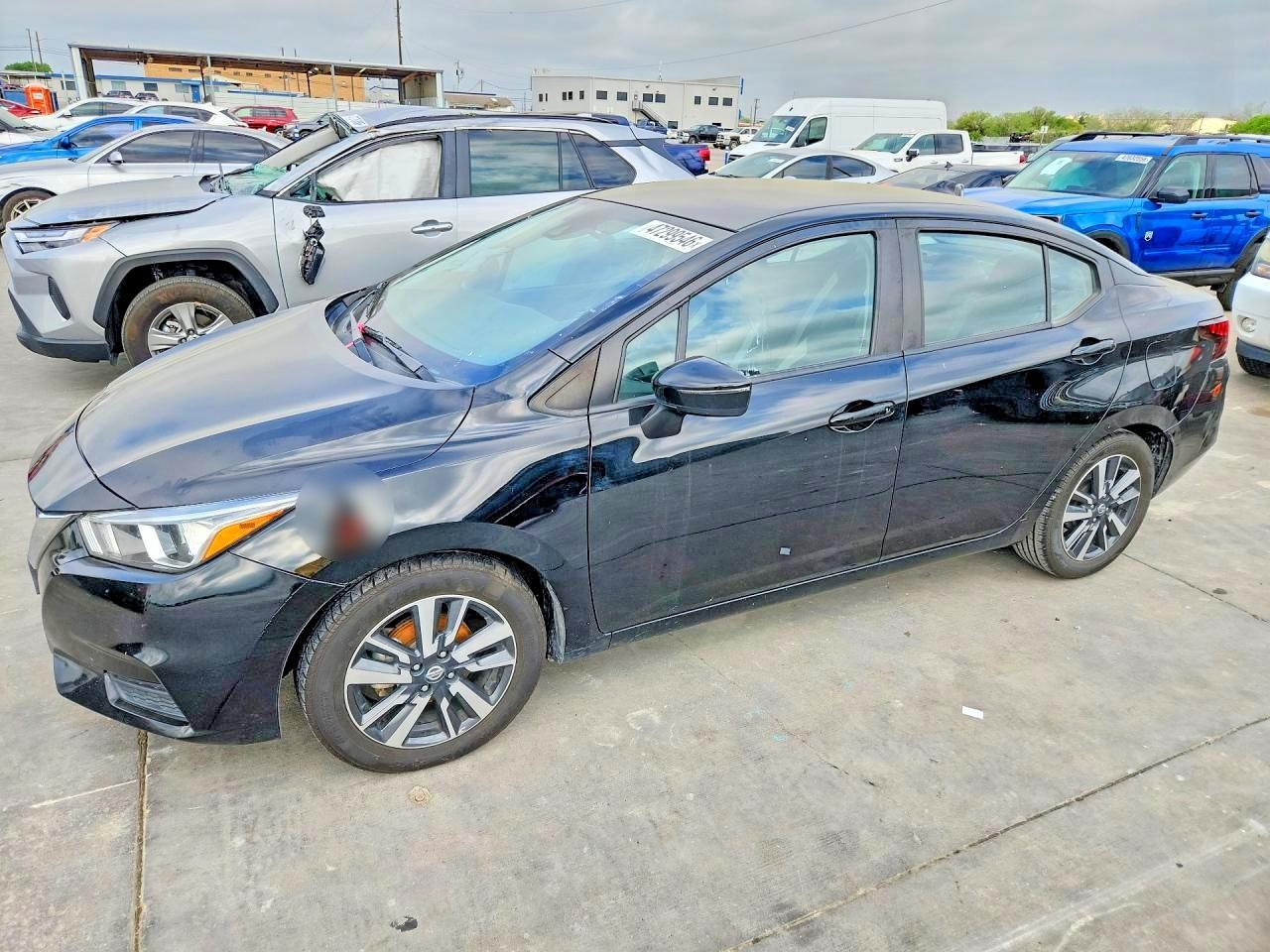 2021 Nissan Versa Sv