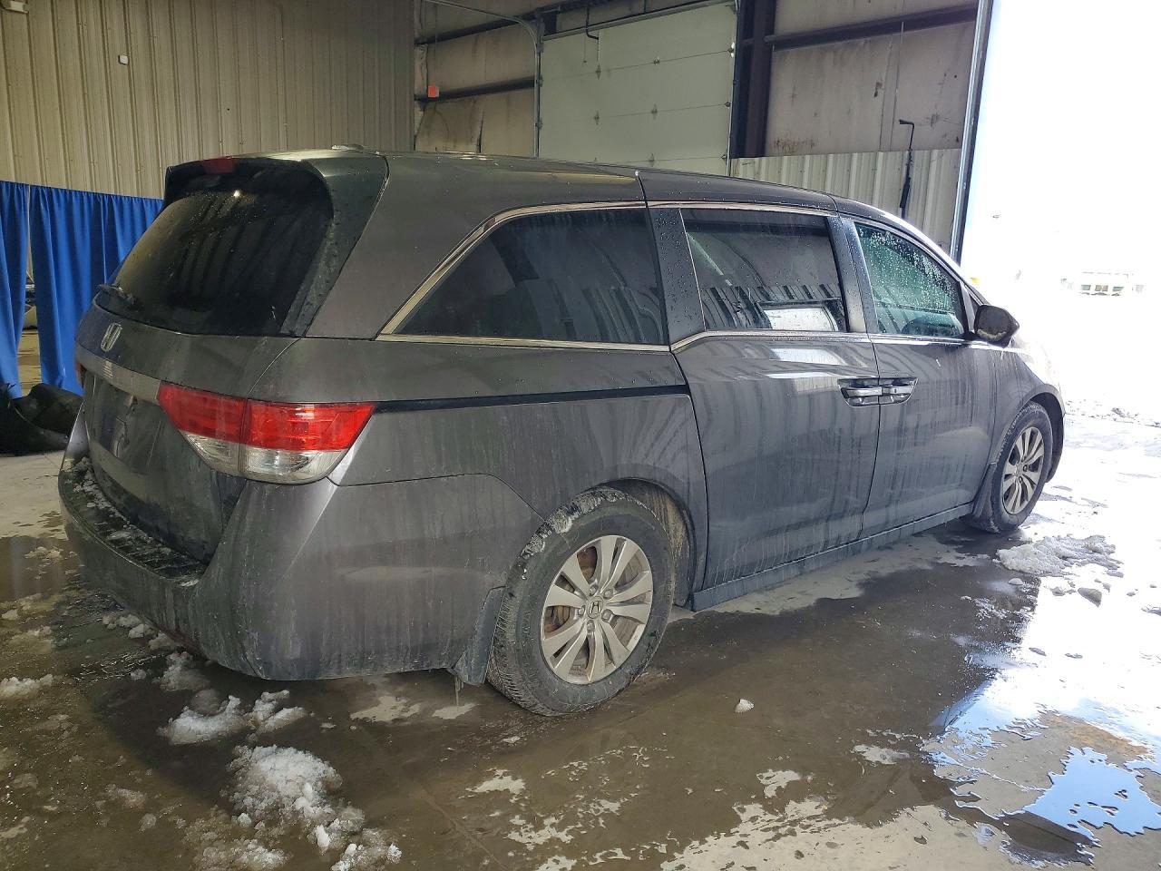 2015 Honda Odyssey Exl - Image 3