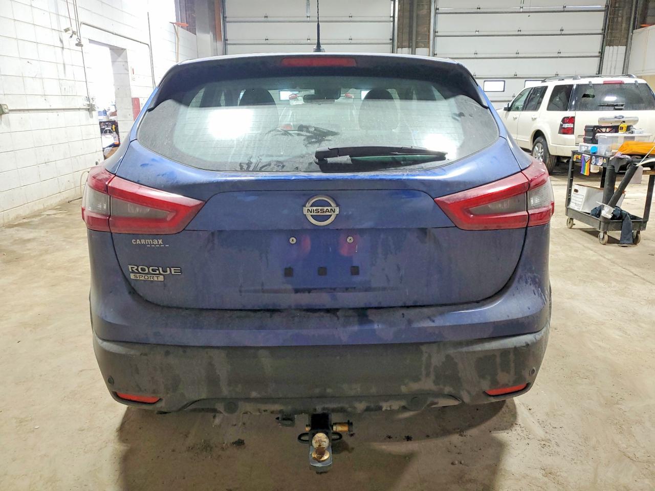 2021 Nissan Rogue Sport S - Фото 6
