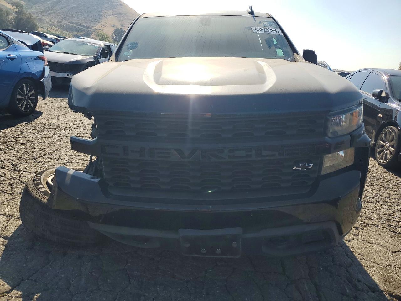2021 Chevrolet Silverado K1500 Custom - Image 5
