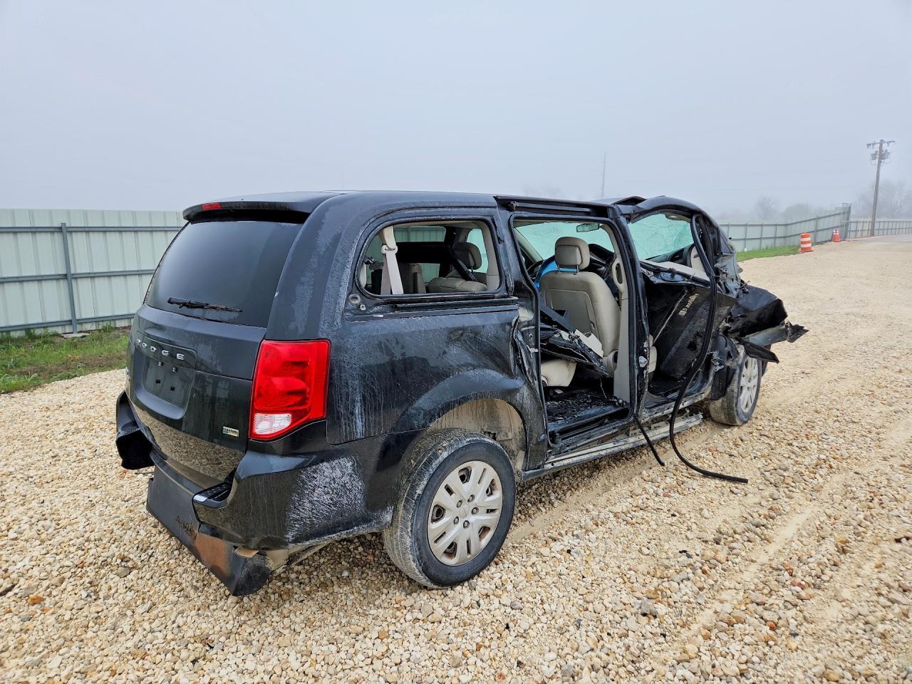 2015 Dodge Grand Caravan Se - Image 3