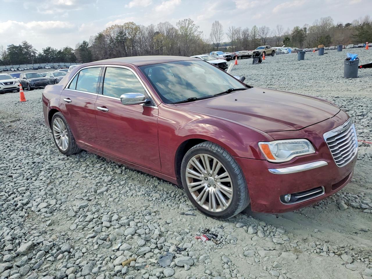 2012 Chrysler 300 Limited - Фото 4