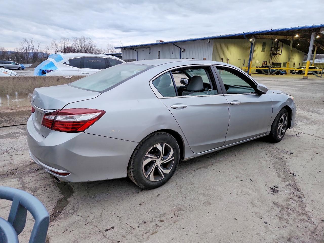 2017 Honda Accord Lx - Фото 3