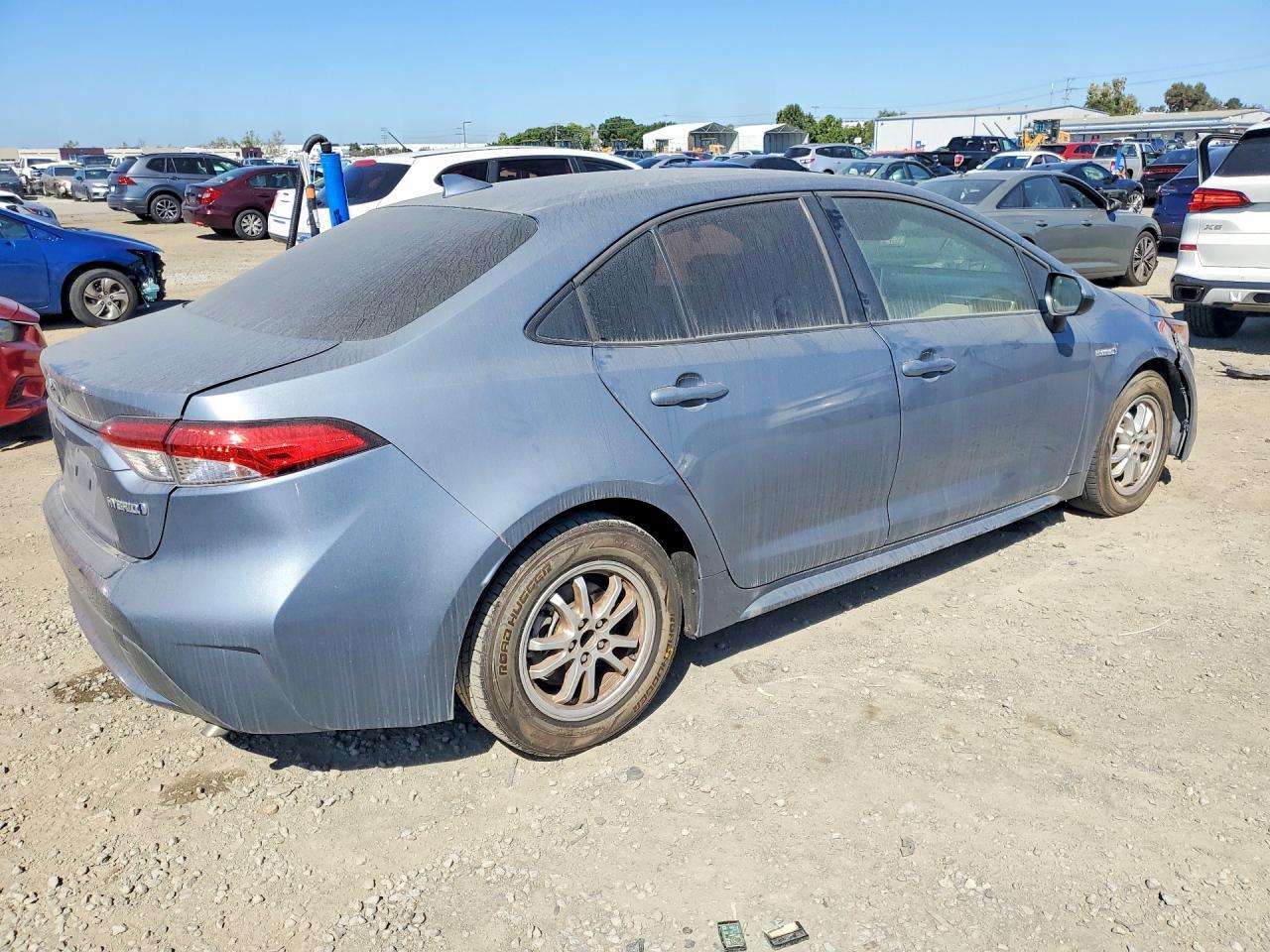 2020 Toyota Corolla Hybrid Le - Фото 3