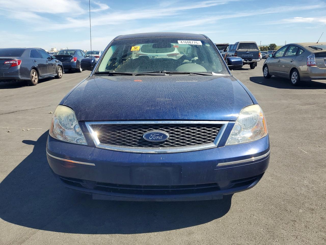2005 Ford Five Hundred Se - Фото 5