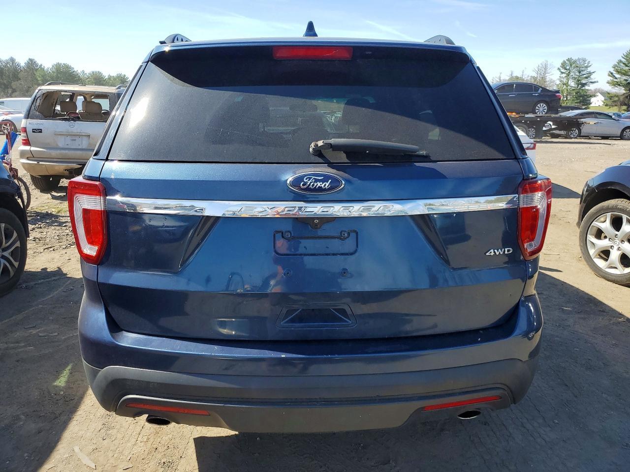 2016 Ford Explorer - Фото 6