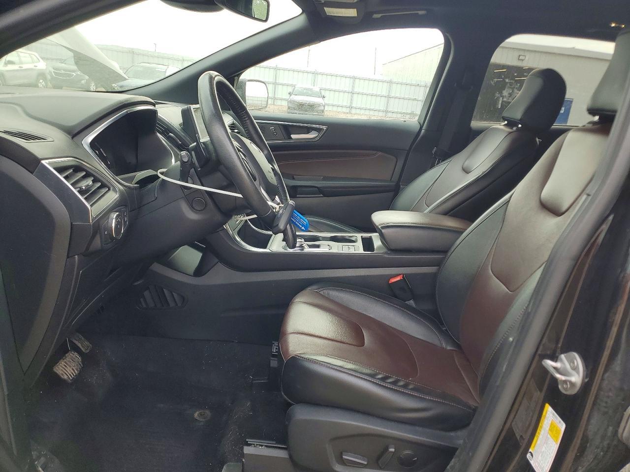 2021 Ford Edge Titanium - Фото 7