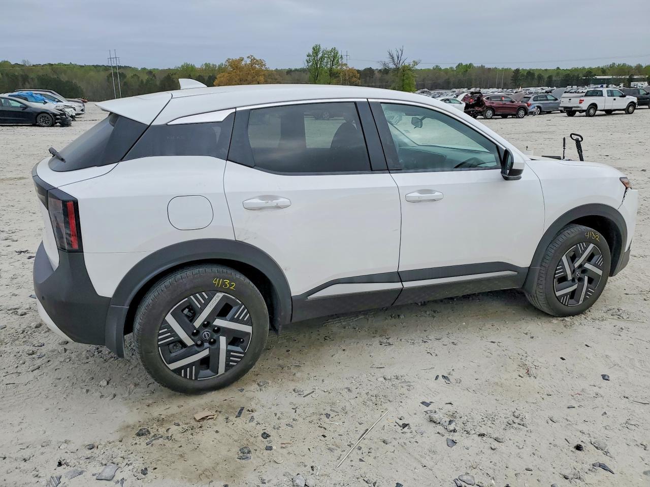 2025 Nissan Kicks Sv - Фото 3