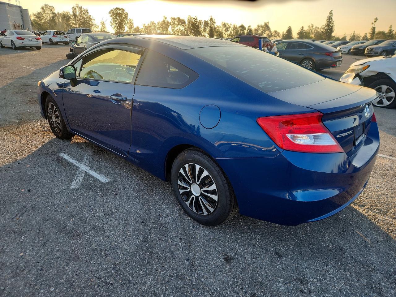 2012 Honda Civic Lx - Фото 2