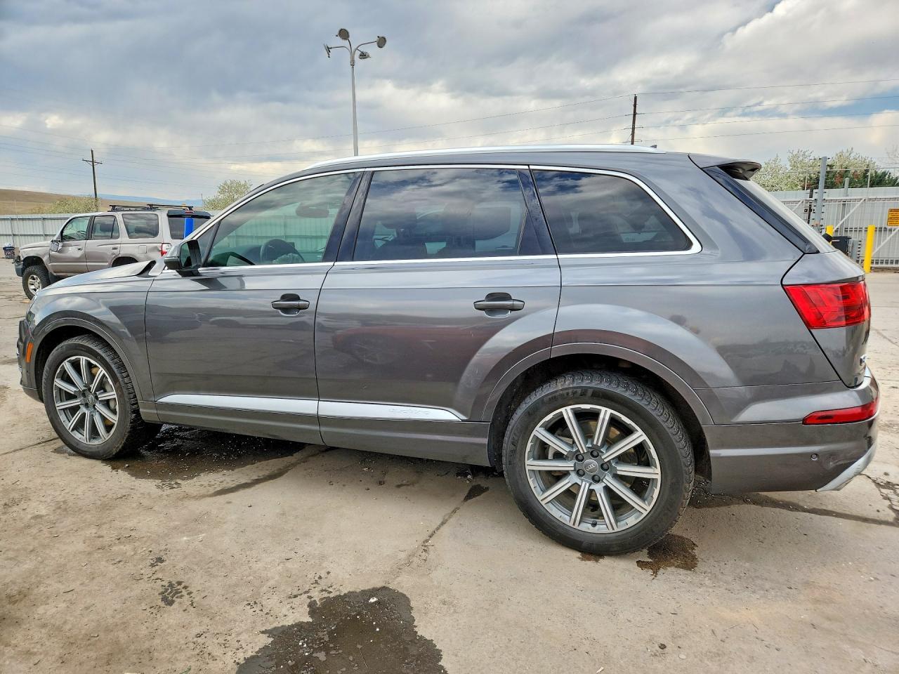 2019 Audi Q7 Premium Plus - Фото 2