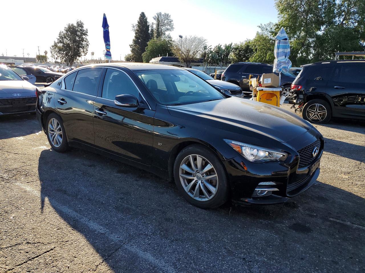 2015 Infiniti Q50 Premium - Фото 4