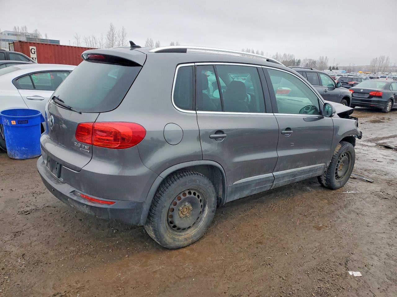 2012 Volkswagen Tiguan S - Image 3