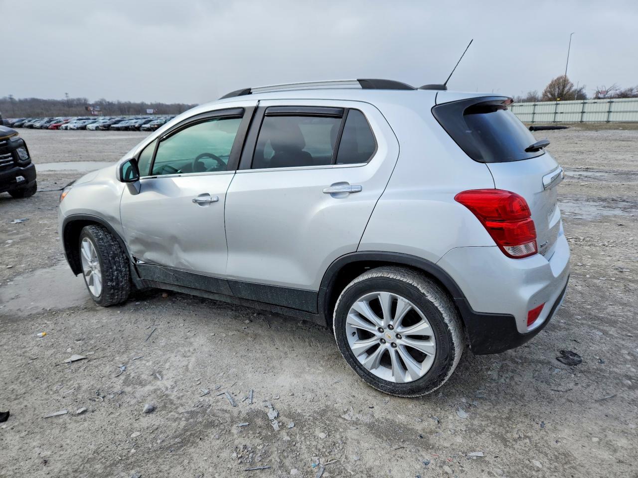 2017 Chevrolet Trax Premier - Image 2