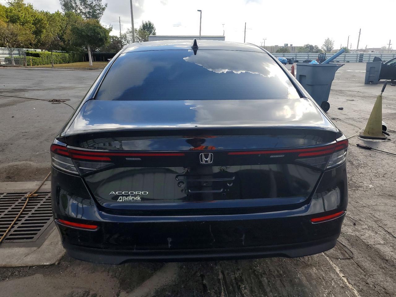 2025 Honda Accord Lx - Фото 6