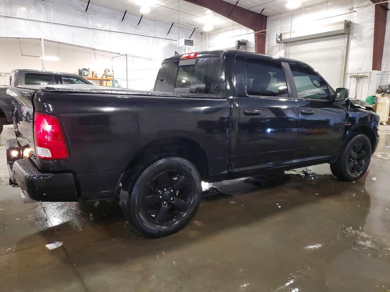2019 Ram 1500 Classic Slt - Image 3