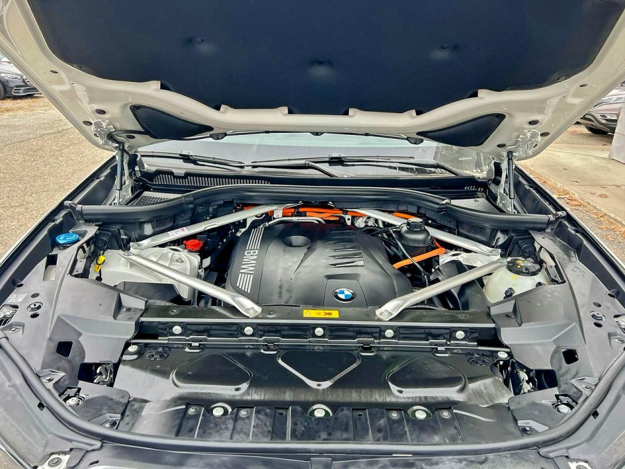 2025 BMW X5 xDrive50E - Фото 7