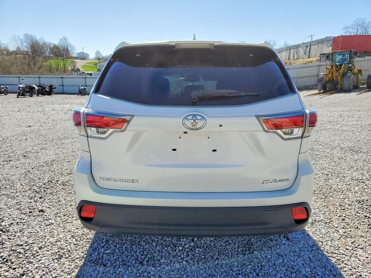 2015 Toyota Highlander Xle - Image 6