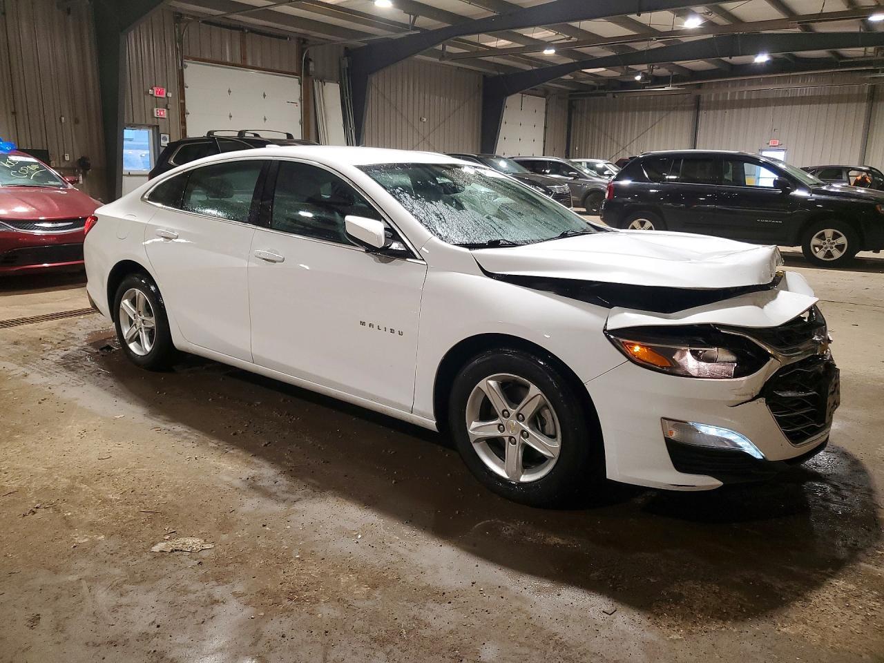 2022 Chevrolet Malibu Lt - Фото 4