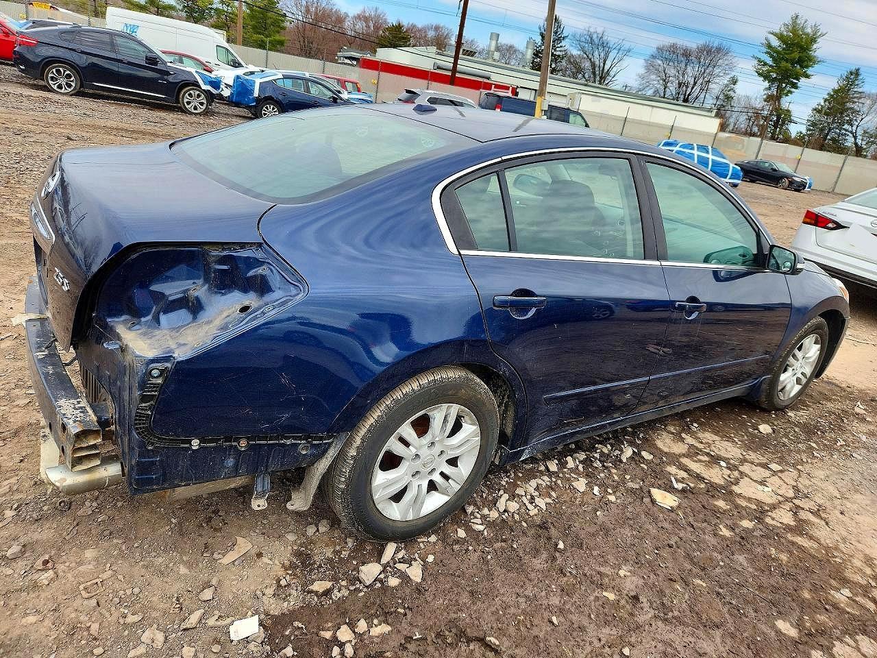 2011 Nissan Altima 2.5 - Фото 3