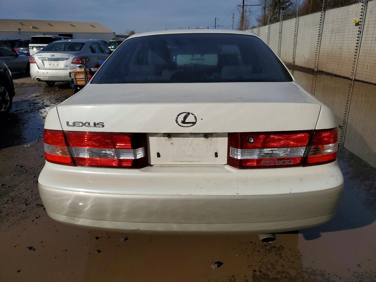 2001 Lexus Es 300 Base - Image 6