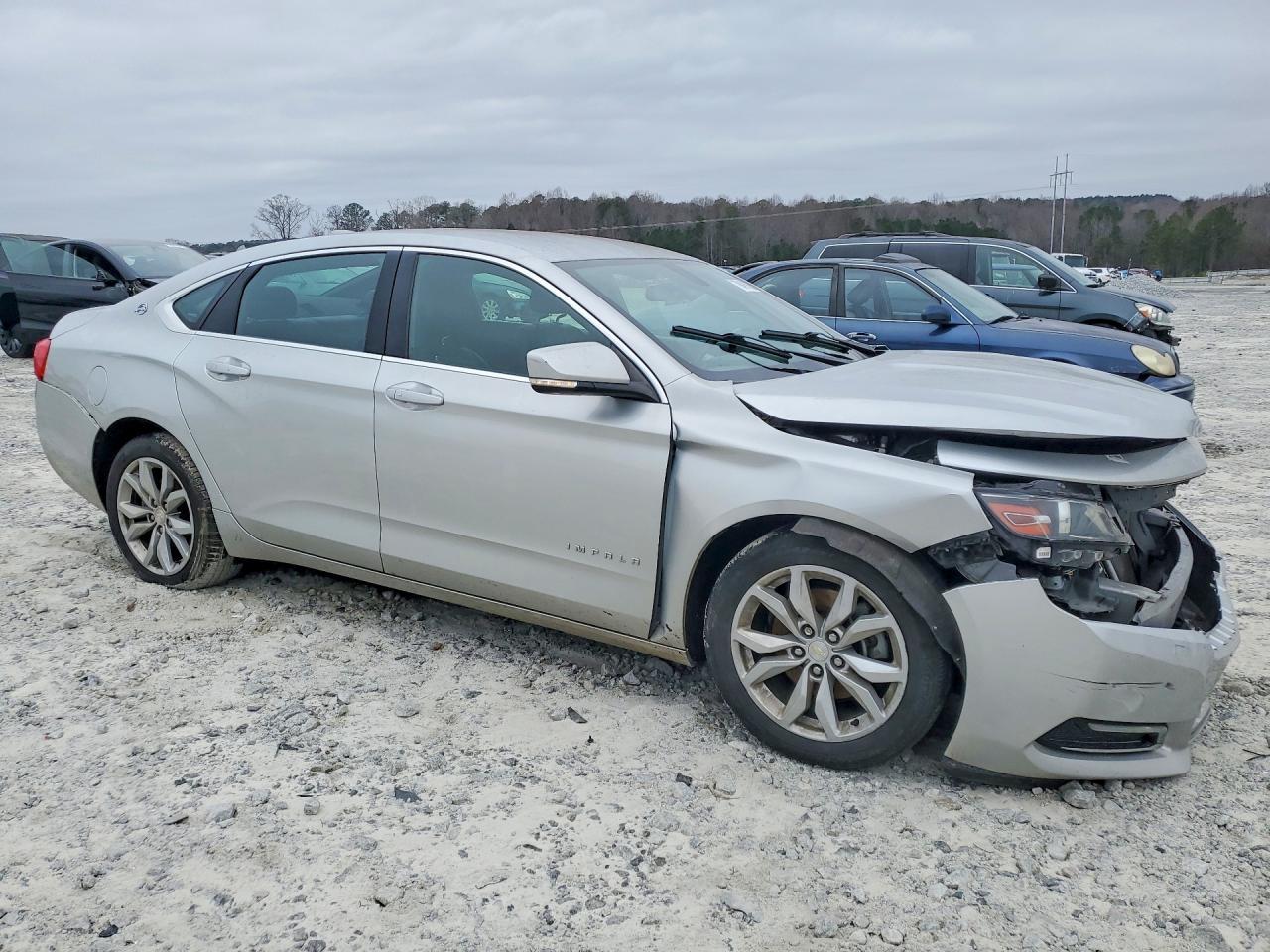 2019 Chevrolet Impala Lt - Image 4