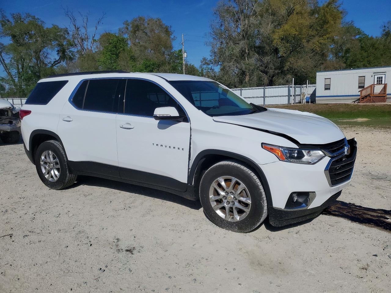 2019 Chevrolet Traverse Lt - Image 4