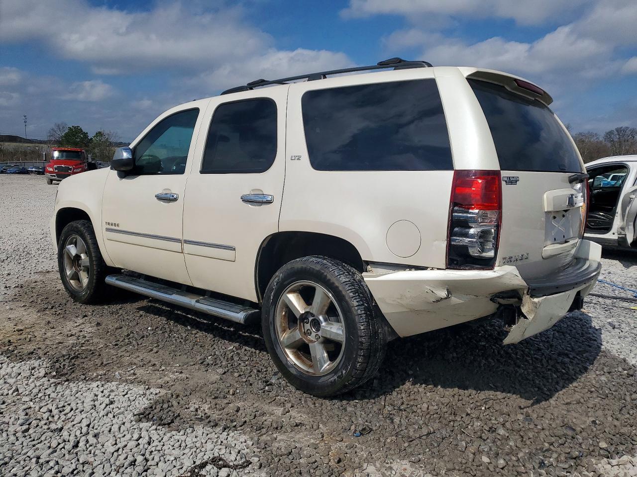 2013 Chevrolet Tahoe K1500 Ltz - Фото 2