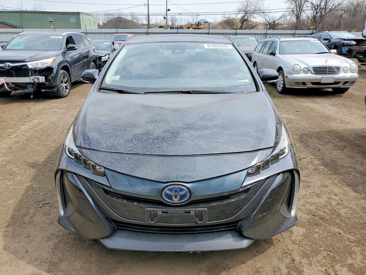 2022 Toyota Prius Prime Le - Фото 5