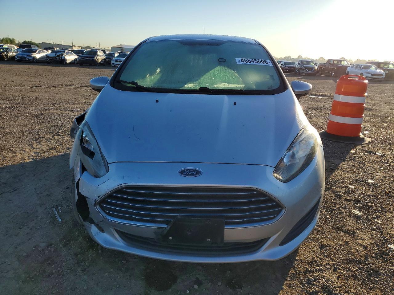 2018 Ford Fiesta Se - Фото 5