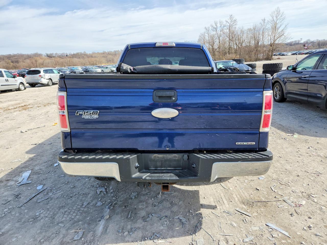 2011 Ford F150 - Фото 6