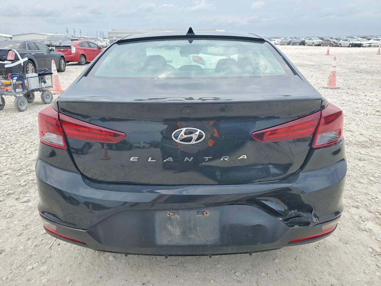 2020 Hyundai Elantra Sel - Image 6