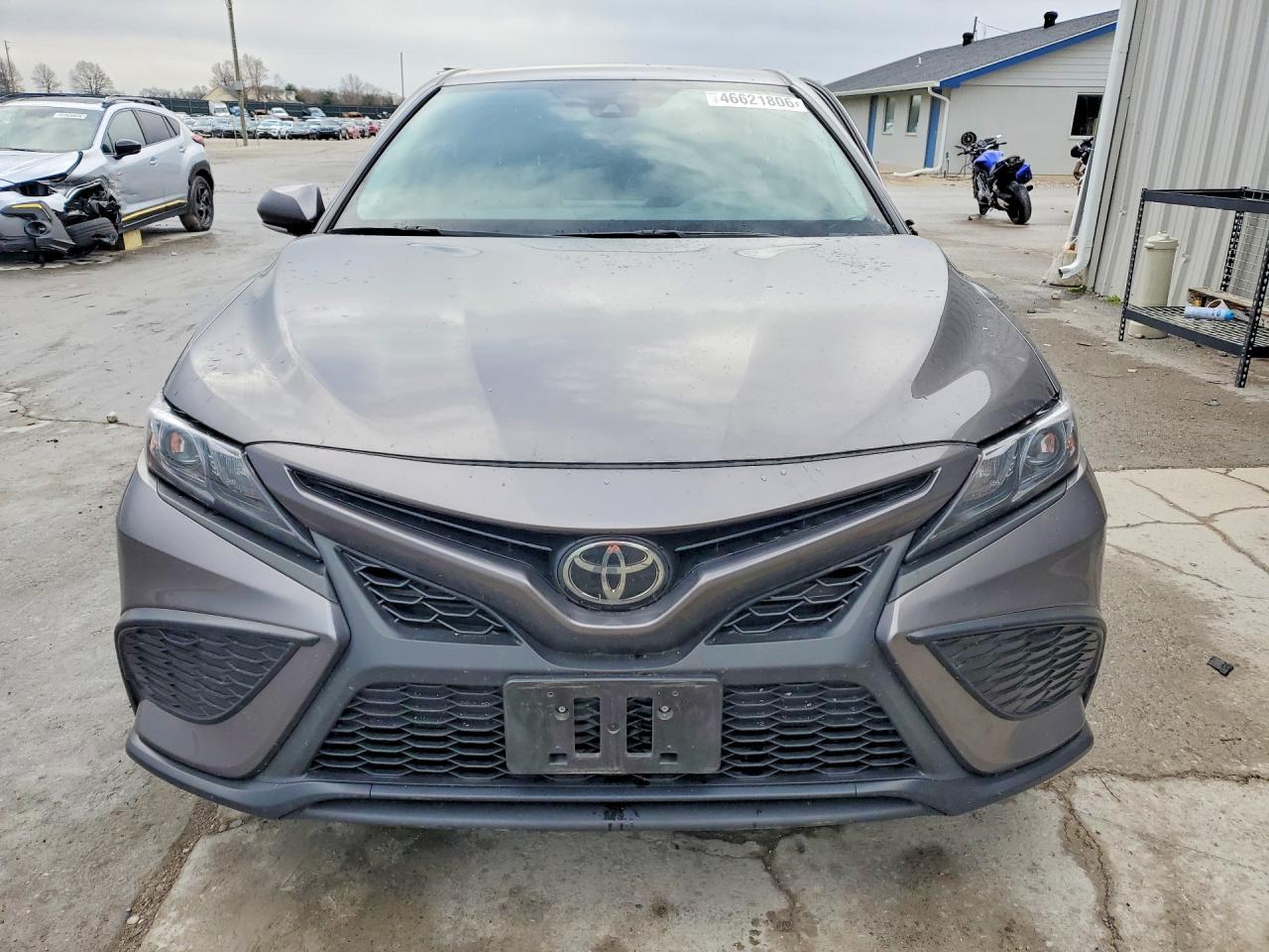 2024 Toyota Camry Se - Image 5