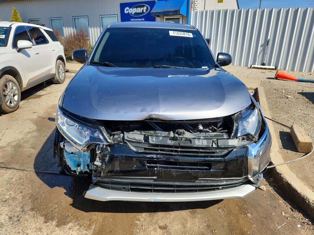 2018 Mitsubishi Outlander Es - Image 5