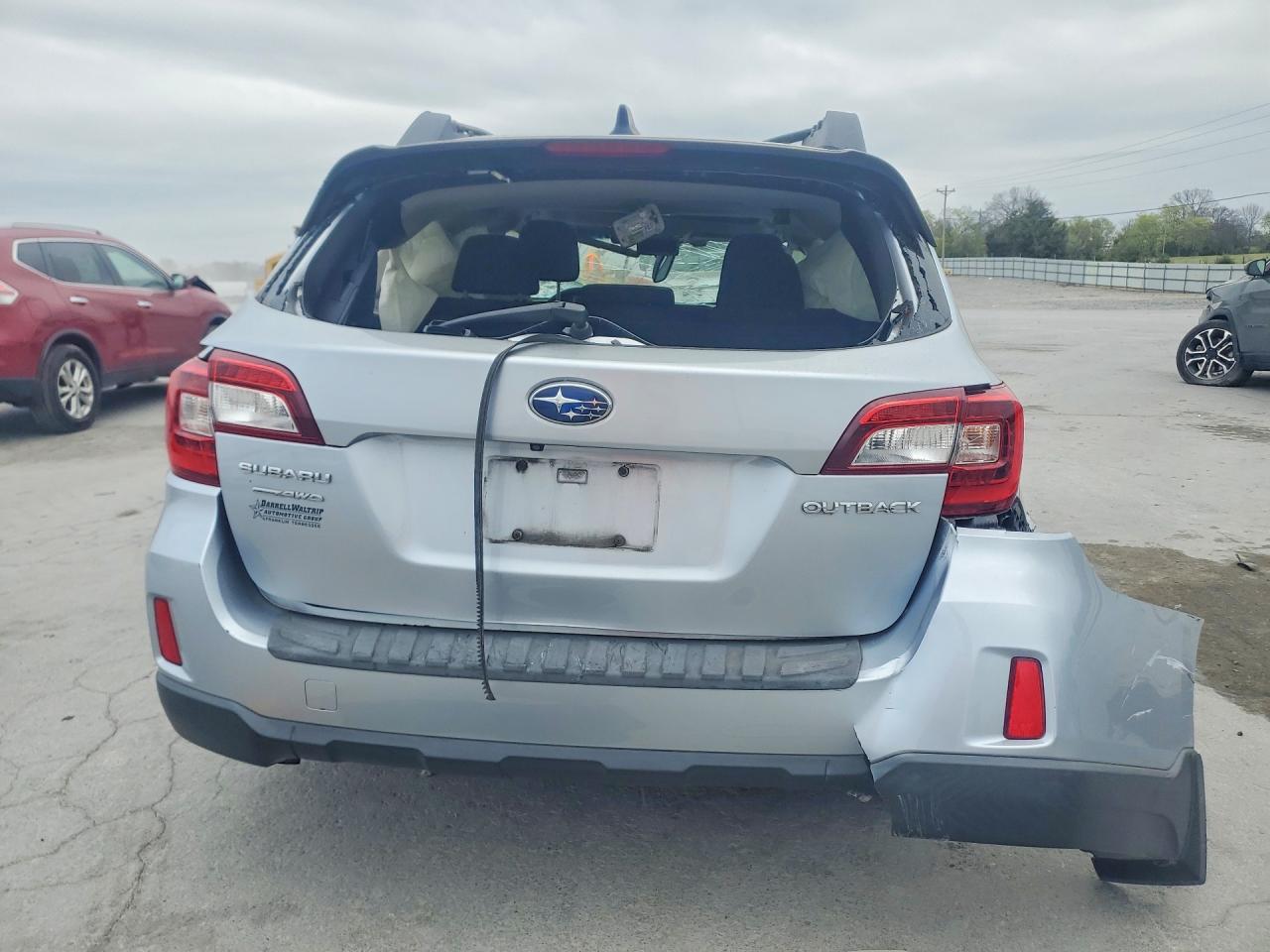 2016 Subaru Outback 2.5I Premium - Image 6