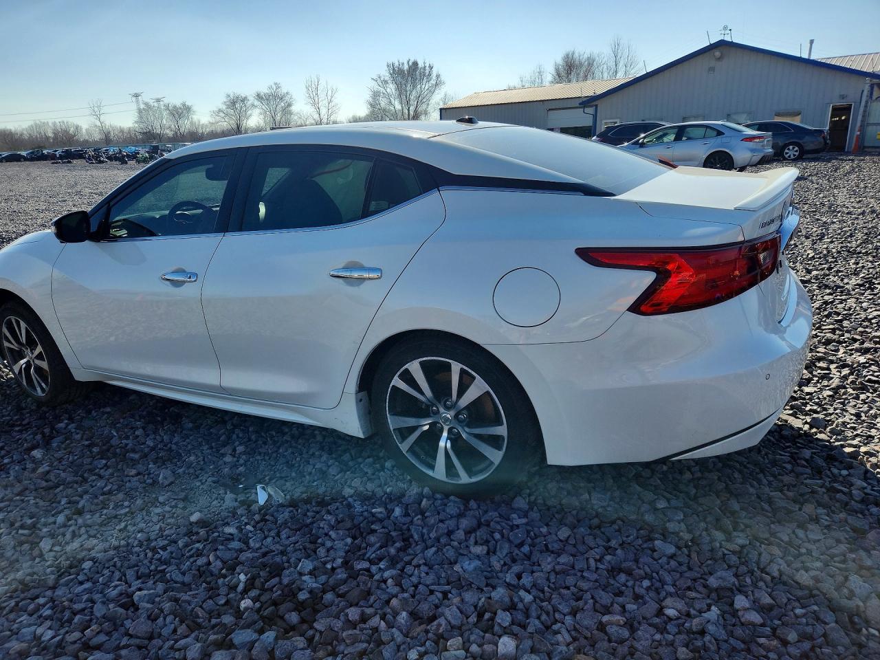 2016 Nissan Maxima Platinum - Фото 2
